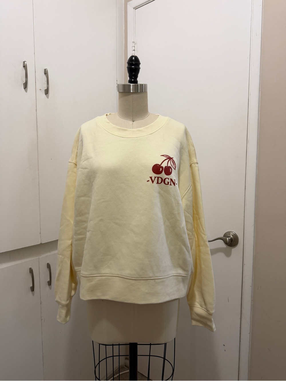 Seven Year Grit Womens Crewneck - Vardagen
 - Pale Yellow